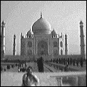 [taj_mahal_near.gif]